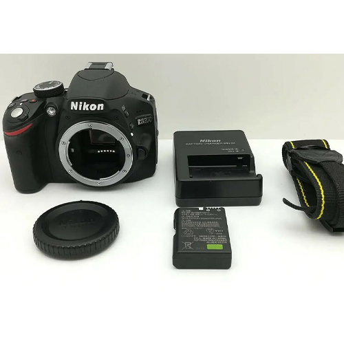 برسی دوربین نیکون دست دوم Nikon D3200 kit 18-55