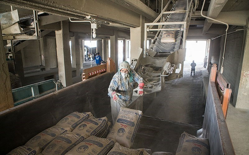 چطور سیمان ارزان تر بخریم؟ راهکارهای هوشمندانه کاهش هزینه ها